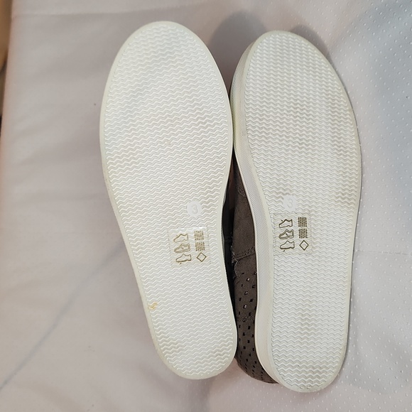 Girls George Ankle Boots. Color Brown. Size:3 - Picture 9 of 9